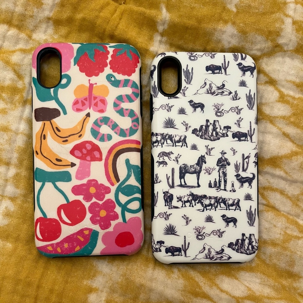 Casely Phone Case Set with Pink and White Designs